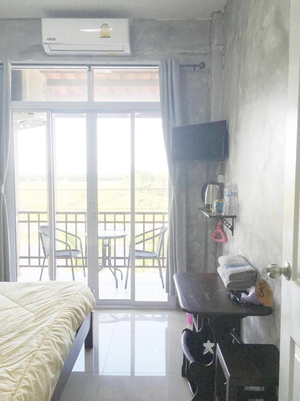 You In House Urt Surathani Airport Surat Thani Zewnętrze zdjęcie