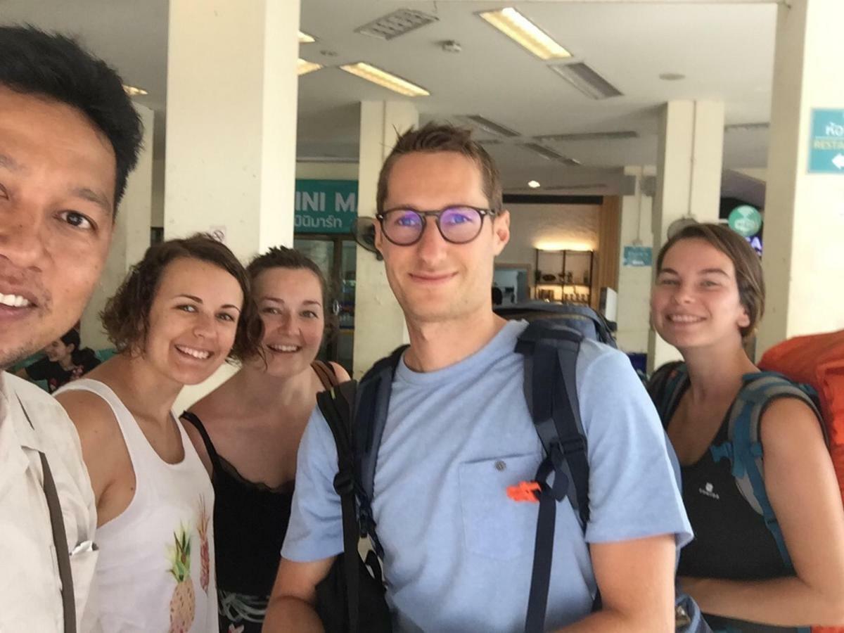 You In House Urt Surathani Airport Surat Thani Zewnętrze zdjęcie