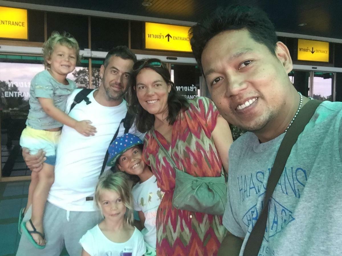 You In House Urt Surathani Airport Surat Thani Zewnętrze zdjęcie